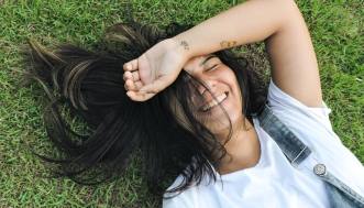 Raissa e Momo, la coppia star di TikTok che combatte il razzismo sui social