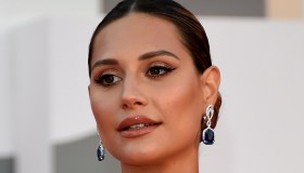 Beatrice Valli e la famiglia positivi al Covid: “Contagiati anche i bambini”