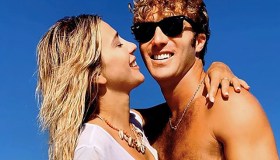 Clizia Incorvaia mostra il pancino e la prima foto del bebè: “Saremo una famiglia”