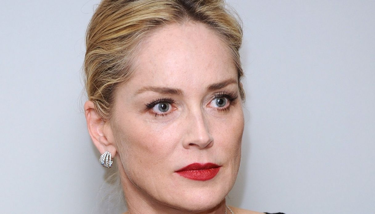 Sharon Stone, il nipotino è in gravi condizioni: “Pregate per lui”
