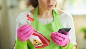 Piccoli veleni domestici, come riconoscerli e difenderci