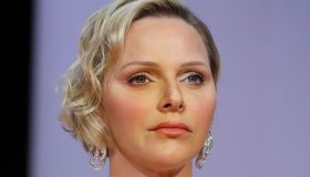 Charlene di Monaco ricoverata in ospedale. Alberto: “Preghiamo per lei”