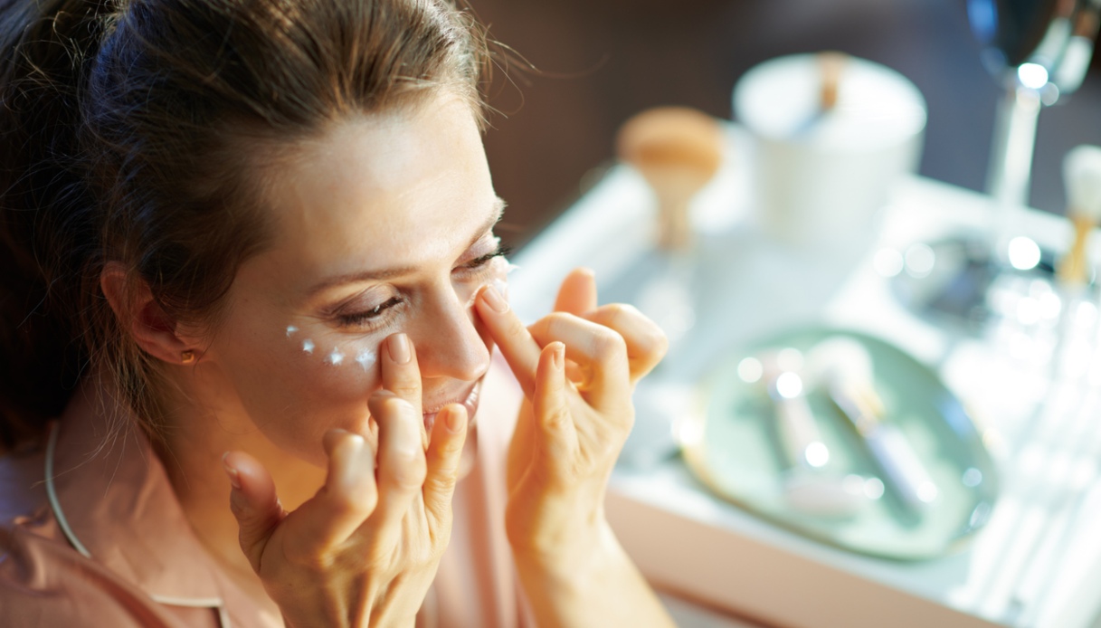 Crema contorno occhi come applicarla