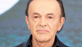 Dodi Battaglia, parole d’amore e commozione al funerale di Paola Toeschi