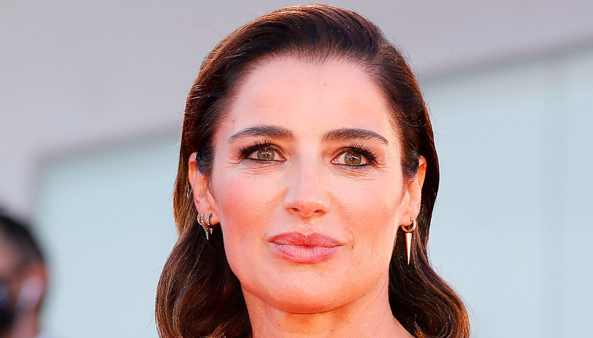 Luisa Ranieri, il nudo integrale (statuario) e la maturità