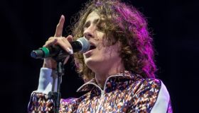 Sangiovanni, lo sfogo su Instagram: “Non sono solo il fidanzato di Giulia”