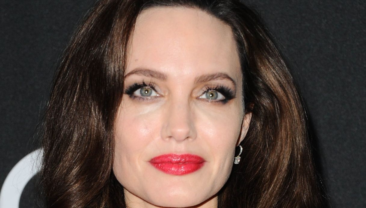 Angelina Jolie si vendica di Brad Pitt: la lotta per Château Miraval