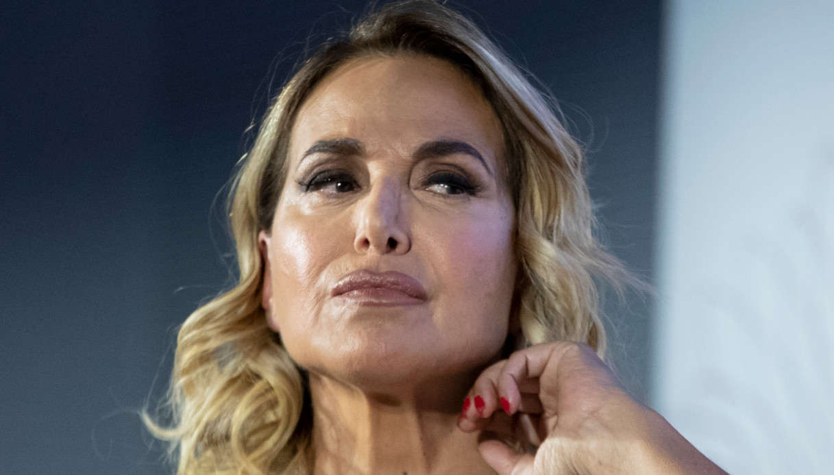 Alberto Matano stronca Barbara D’Urso: “Non capisco il cambio di stile”