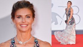 Venezia 2021, Martina Colombari seduce in Etro (e altre meraviglie da red carpet)