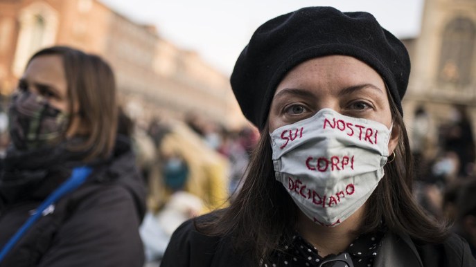 L’aborto clandestino e le ombre dal passato