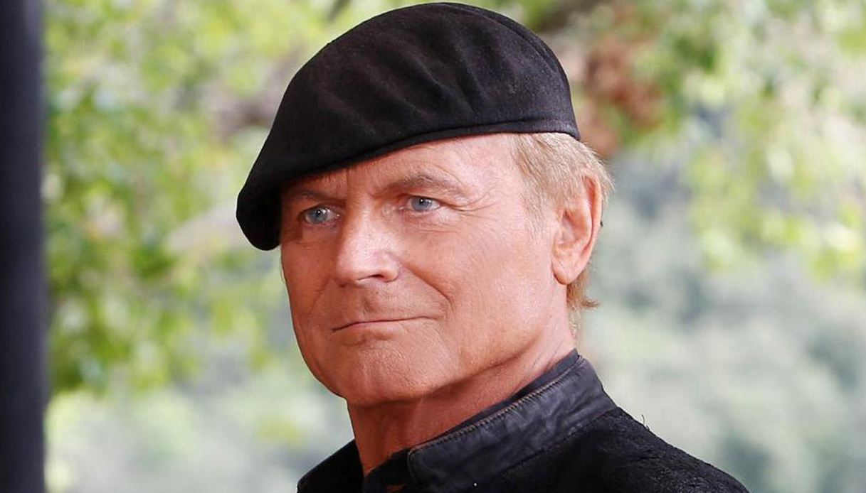 Don Matteo 13, Terence Hill gira l’ultima scena: le foto dal set