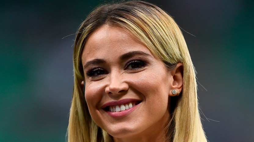 Diletta Leotta, vacanza a Ibiza con le amiche per dimenticare Can Yaman