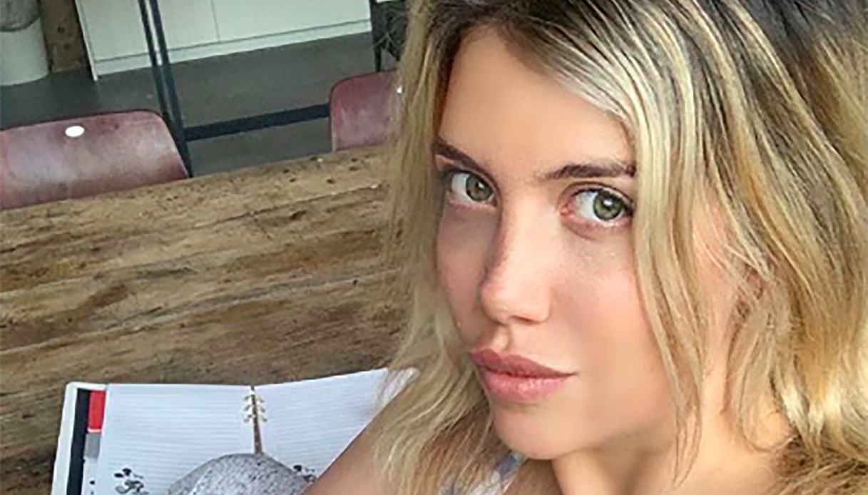Wanda Nara, spuntano i messaggi di Icardi a Eugenia Suarez: la pace è lontana