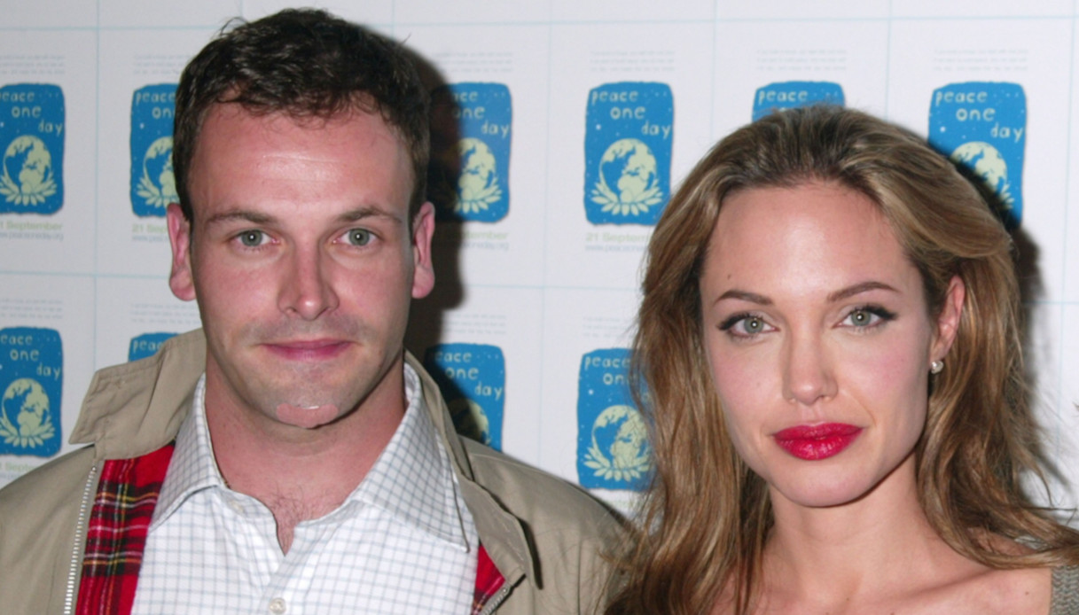 Angelina Jolie e Jonny Lee Miller
