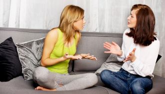 “Mamma, mi sono fidanzata”! Esiste un modo giusto per dirlo?