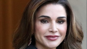Rania di Giordania si supera, il look trasgressivo da 5.650 euro