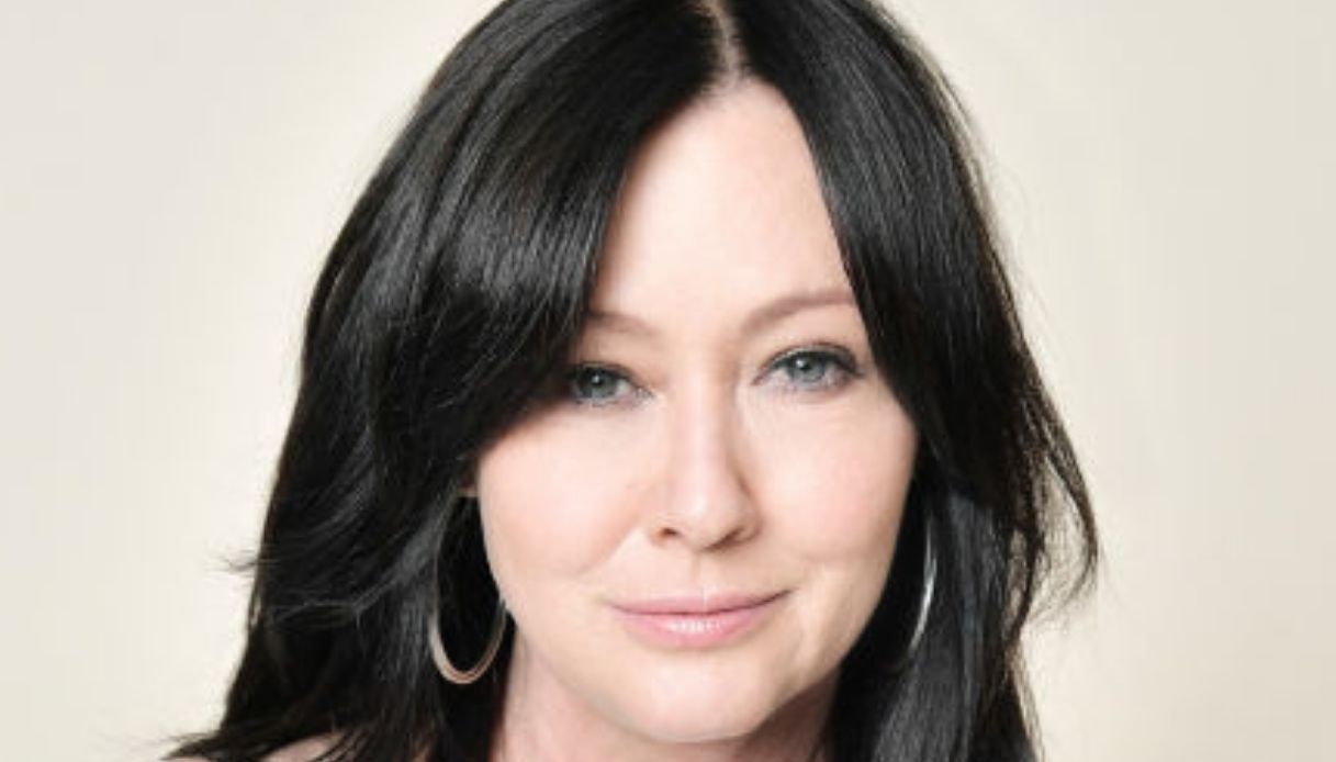 Shannen Doherty non si fa vincere dal cancro al quarto stadio: un inno alla vita