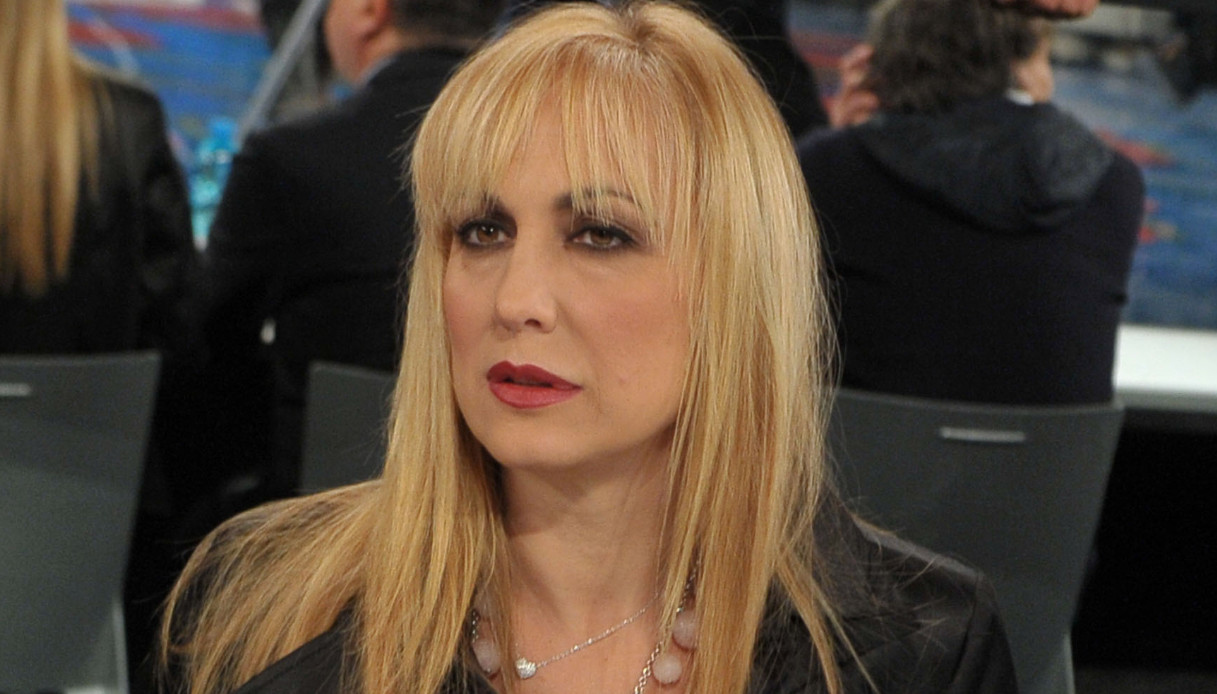 Amici 21, le dure parole della Celentano e il tentativo di salvare Carola