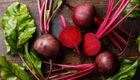 Barbabietola rossa o rapa rossa: una miniera di preziosi antiossidanti