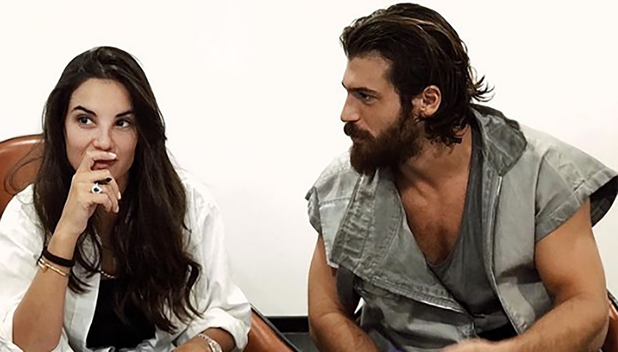 Francesca Chillemi e Can Yaman, il gesto di lei non lascia dubbi