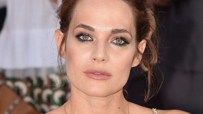 Laura Chiatti furiosa: la dura risposta alle critiche sul suo fisico