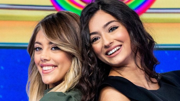 Striscia la Notizia, due ex ballerine di Amici come Veline: l’indiscrezione