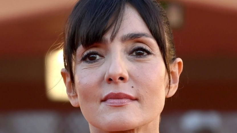 Ambra Angiolini, Striscia la Notizia ritorna sul caso: nuova stoccata