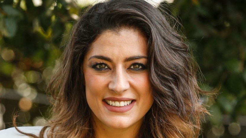 Elisa Isoardi in forma perfetta con il costume intero su Instagram