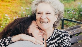 Figlia mia, non voglio che la mia vecchiaia diventi la tua prigione