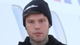 Striscia, Tapiro a Fedez per le frecciate di Chiara Ferragni