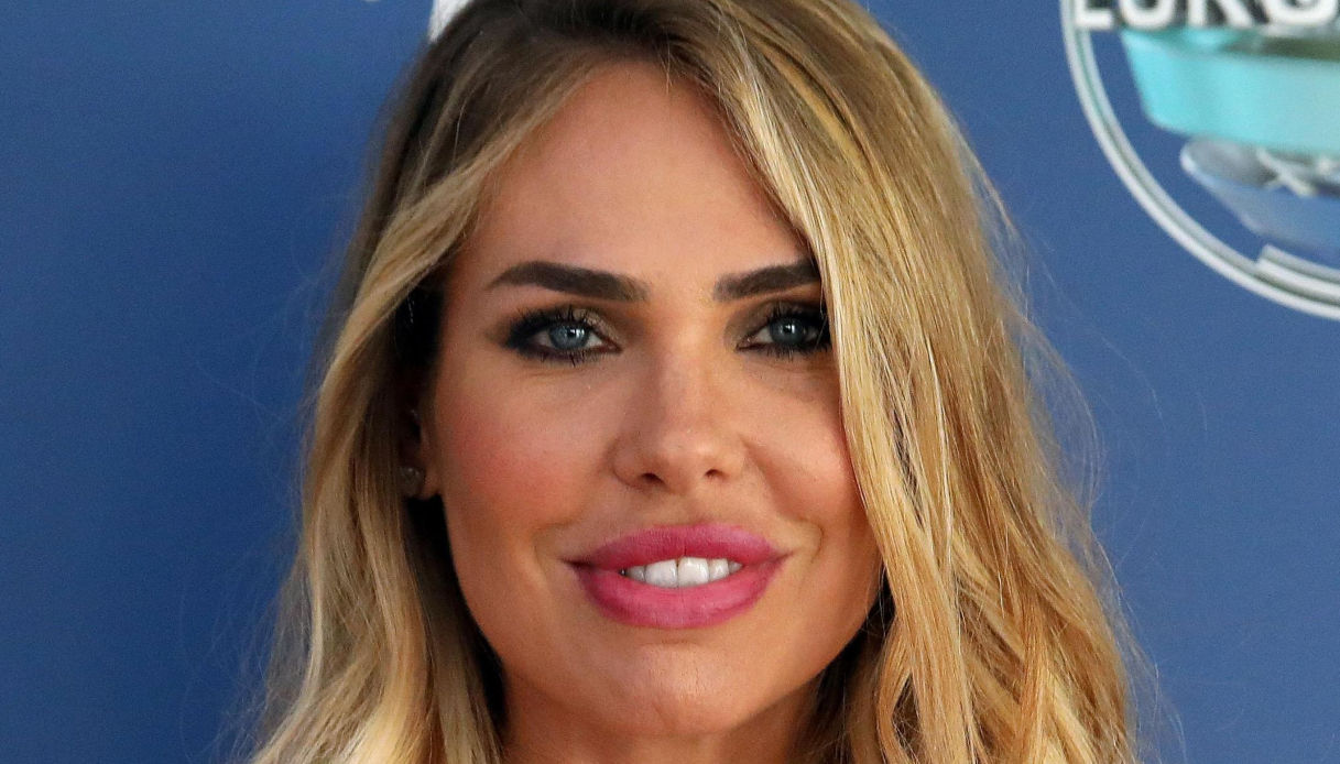 Isola dei Famosi 2022, Ilary Blasi vorrebbe Ambra Angiolini: l’indiscrezione