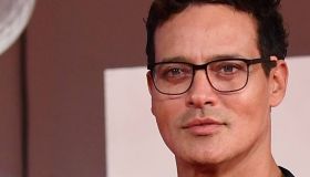 Ballando, Gabriel Garko tra i concorrenti del 2022: la sua reazione (e la firma)