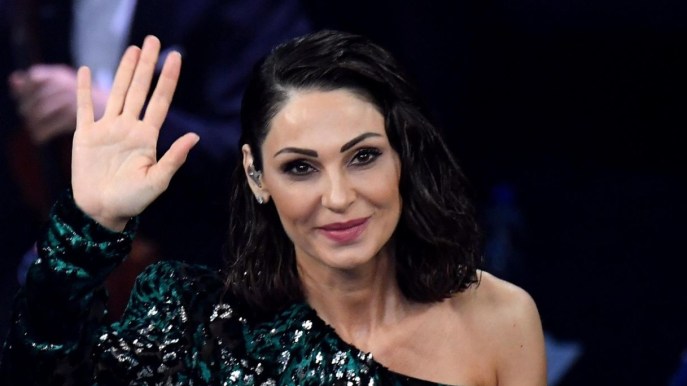 Scene da un matrimonio, Anna Tatangelo chiude in bellezza e lascia senza fiato