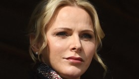 “Charlene di Monaco è a Dubai dopo un intervento estetico fallito”