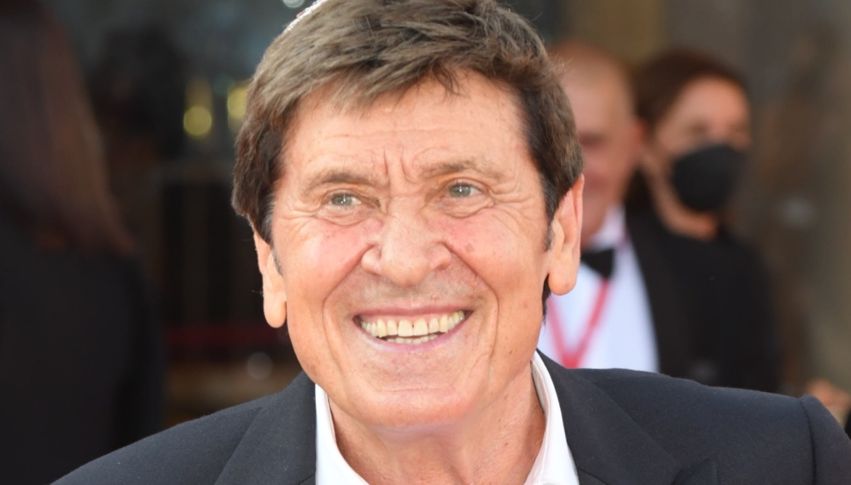 Gianni Morandi, 77 anni e non sentirli: il “grazie” più bello per i suoi fan