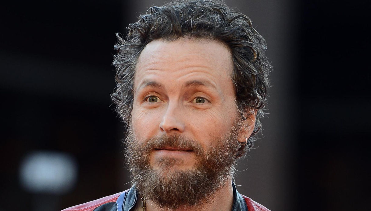 Jovanotti ha il Covid, la speranza dopo la paura: “Passerà anche questa”