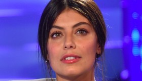 Alessandra Mastronardi ha tradito Ross McCall? Lei fa chiarezza