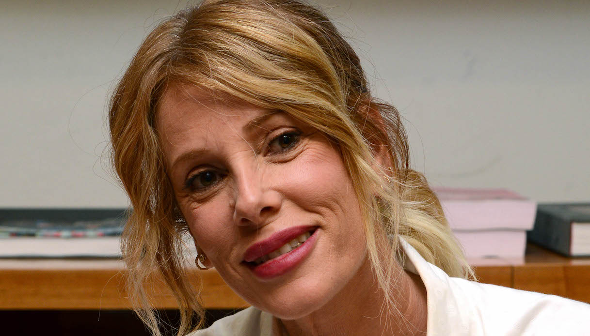 Alessia Marcuzzi celebra l’anniversario con il marito e pubblica il video delle nozze
