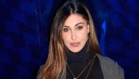 Belen Rodriguez, dopo le feste cambia look e copia la sorella Cecilia