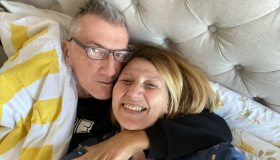 Sono una caregiver, soffro in silenzio e sorrido in pubblico.