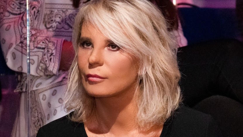 C’è posta per te, Maria fa impazzire il pubblico con Mancini: un’ovazione mai vista