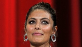 Alessandra Mastronardi, annullate le nozze con Ross McCall: l’indiscrezione