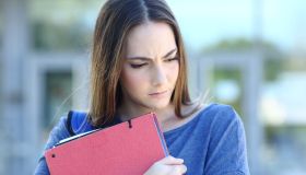 Bisogno di approvazione: perché ho sempre bisogno di conferme dagli altri?