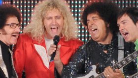 I Cugini di Campagna imitano i Måneskin: imbarazzo a L’anno che verrà