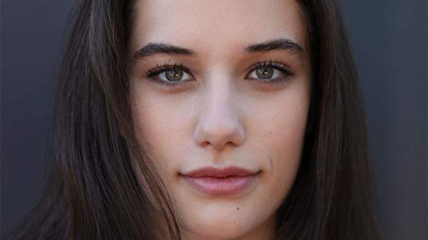 Ella Travolta: il primo singolo della bellissima figlia di John