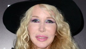 Domenica In, Ivana Spagna racconta il dramma dell’aborto: “Era una bambina”