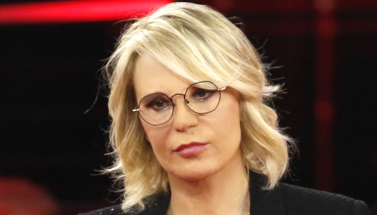 Verissimo, cosa cambia per colpa di Maria De Filippi