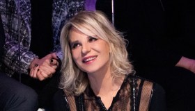 C’è posta per te, Maria De Filippi fa centro: l’emozione di Sabrina Ferilli