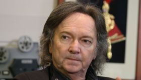 Red Canzian in ospedale per colpa di un’infezione: il messaggio