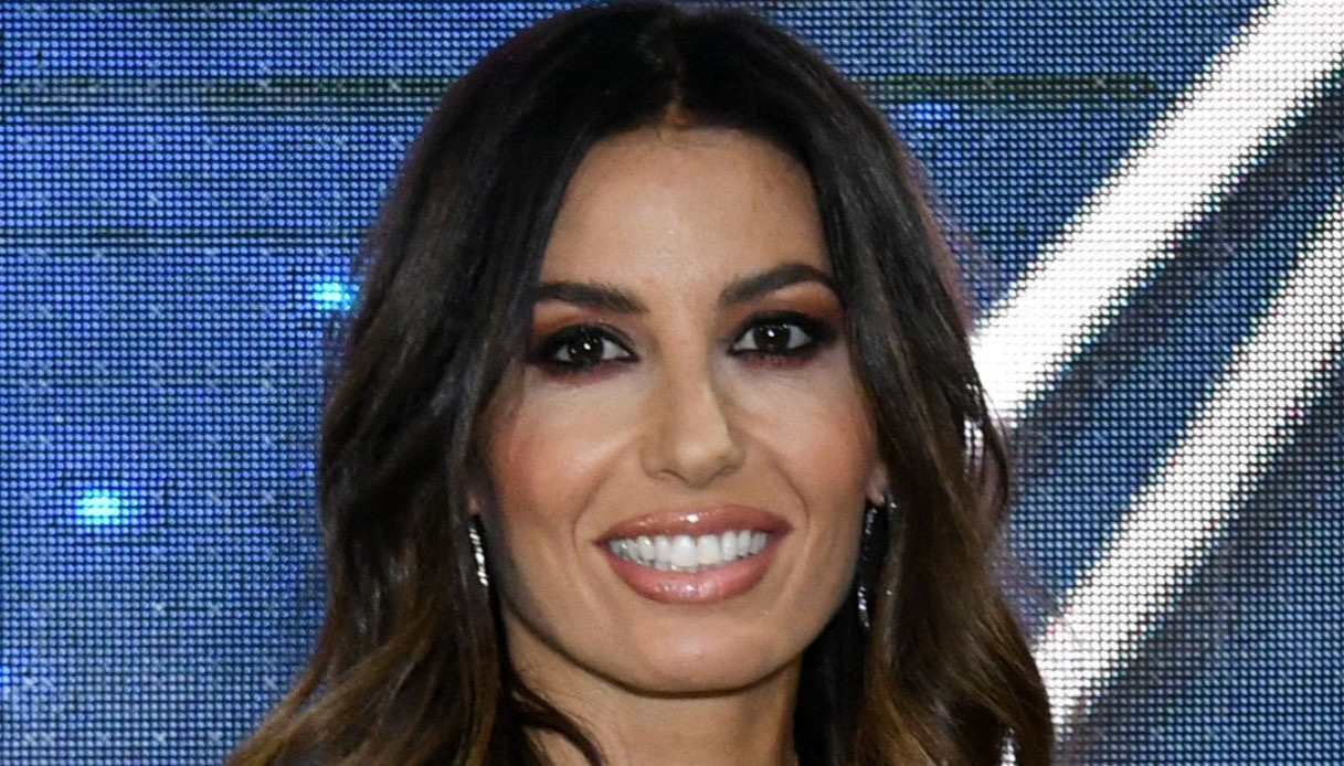 Elisabetta Gregoraci, il completo rosa su Instagram è un inno alla primavera